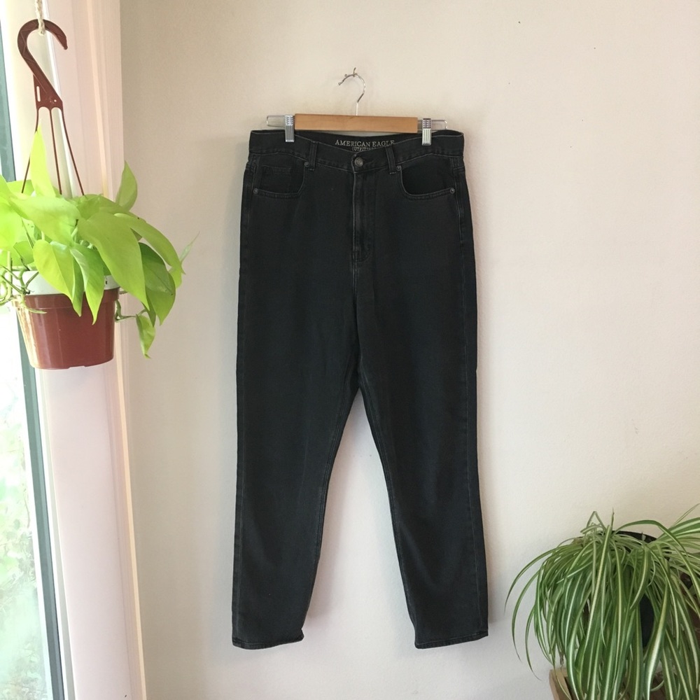 black american eagle mom jeans